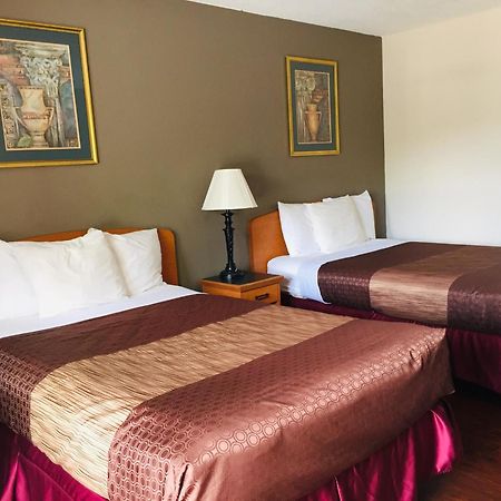 Bear Mount Inn & Suites Pigeon Forge Rum bild