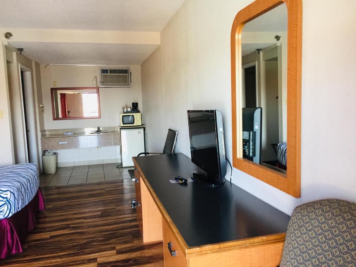 Bear Mount Inn & Suites Pigeon Forge Exteriör bild