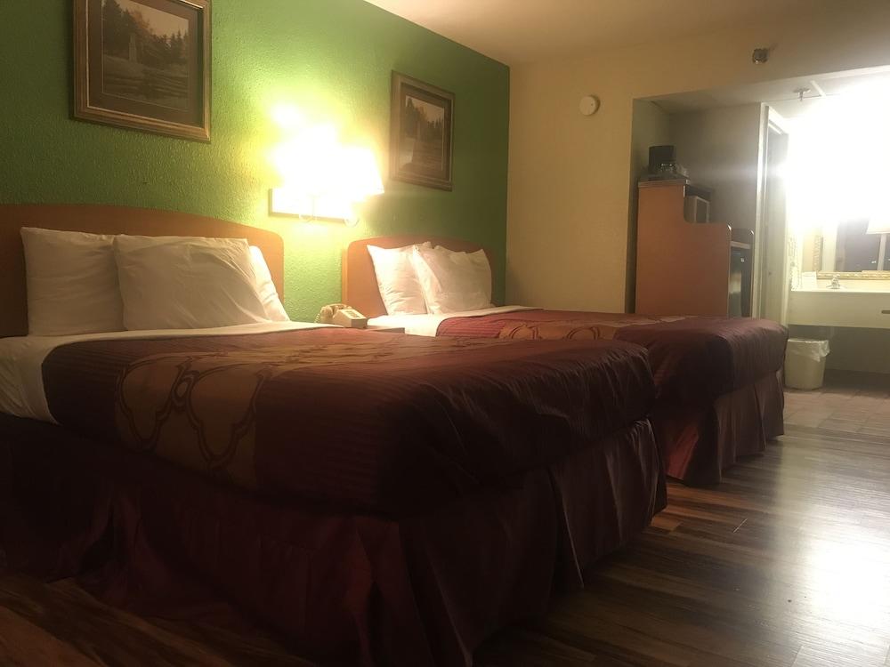 Bear Mount Inn & Suites Pigeon Forge Exteriör bild
